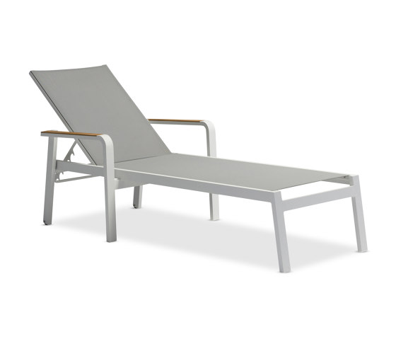 Stern Sun Lounger | Sun loungers | Design Pergola