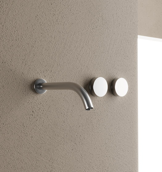 Made - wall-mounted basin spout | Waschtischarmaturen | NIC Design