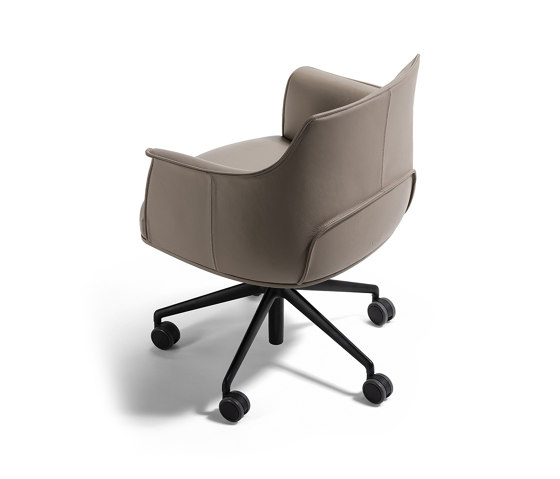 Archibald Task | Managerial Office Chair | Sillas | Poltrona Frau