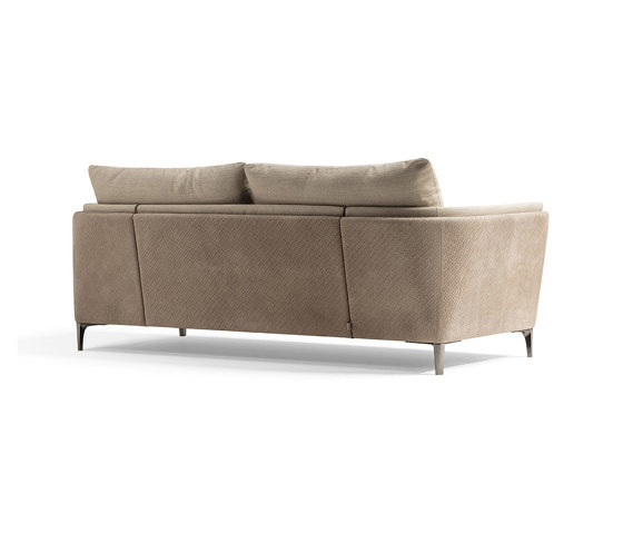 Bretagne Gran Comfort | Sofa | Sofas | Poltrona Frau