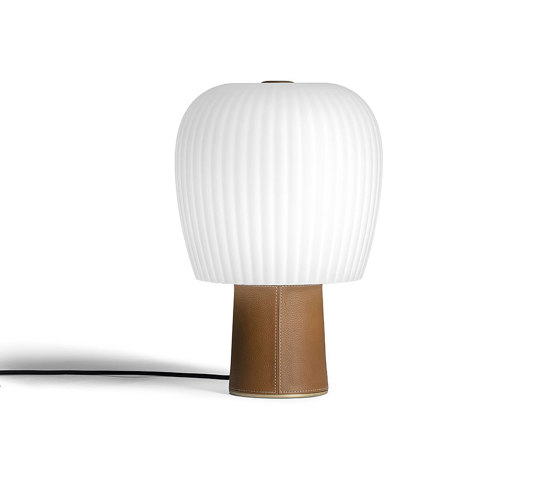 Nymph | Lamp | Luminaires de table | Poltrona Frau