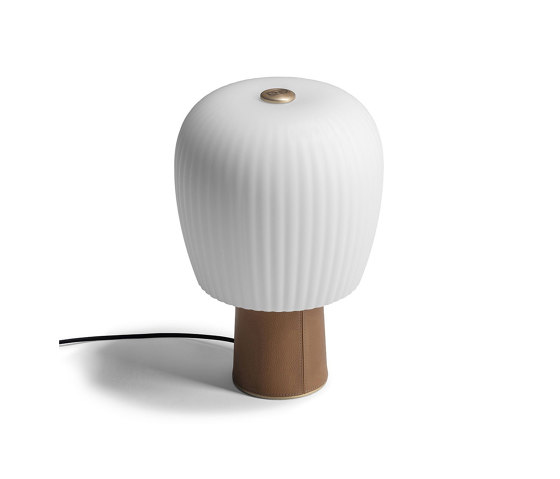 Nymph | Lamp | Luminaires de table | Poltrona Frau