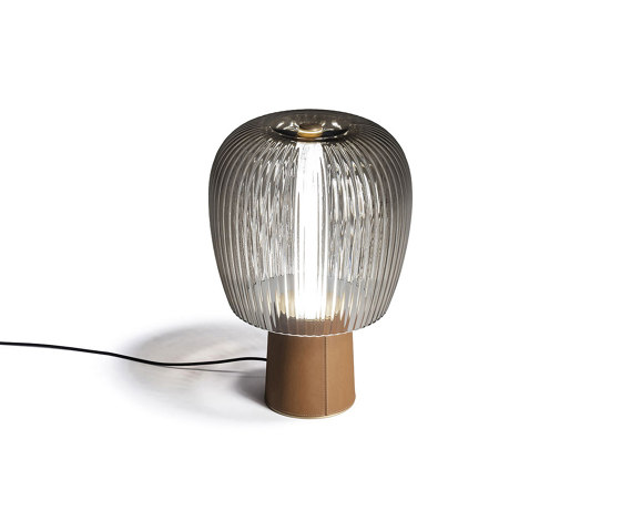 Nymph | Lamp | Luminaires de table | Poltrona Frau