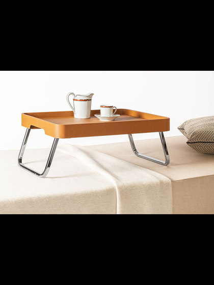 Tableware Collection | Bed tray | Bandejas | Poltrona Frau