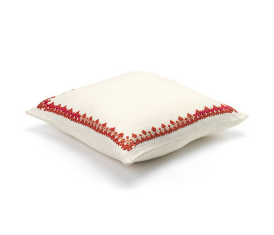 L'Accessoire | MAYA Grenadine | CO 245 35 01 | Cushions | Elitis