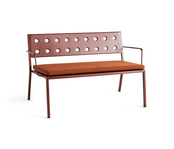 Balcony Lounge Bench With Arm | Panche | HAY