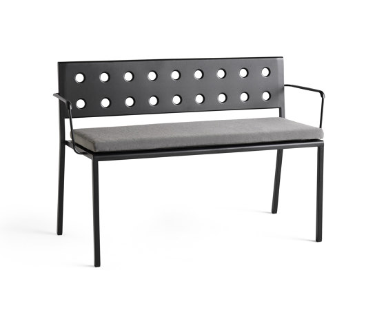 Balcony Lounge Bench With Arm | Bancos | HAY