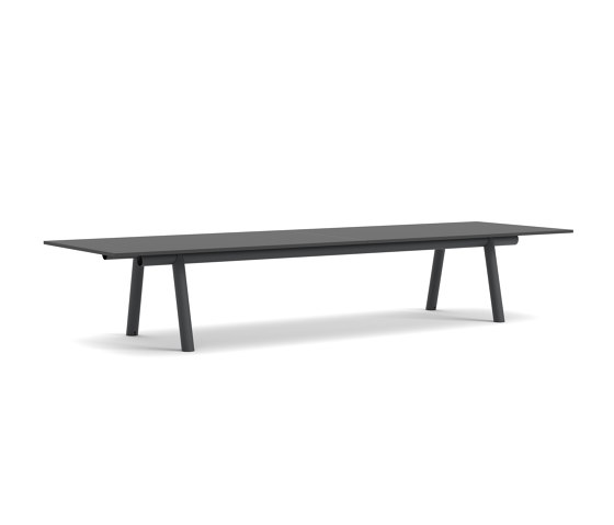 Boa Table | Tables de repas | HAY