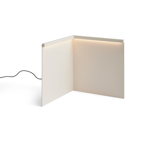 LBM Corner Table Lamp | Lampade tavolo | HAY