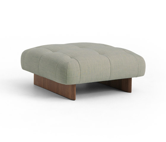 Quilton Lift Ottoman | Poufs / Polsterhocker | HAY