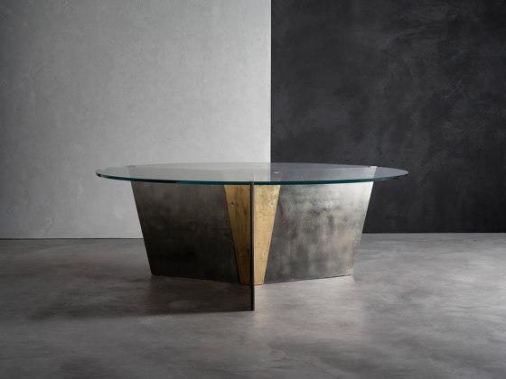 Gotham EVO | Tables de repas | HENGE