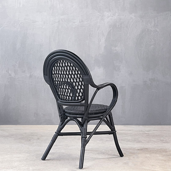 Kanso | Asmara Dining Armchair Black | Stühle | Set Collection