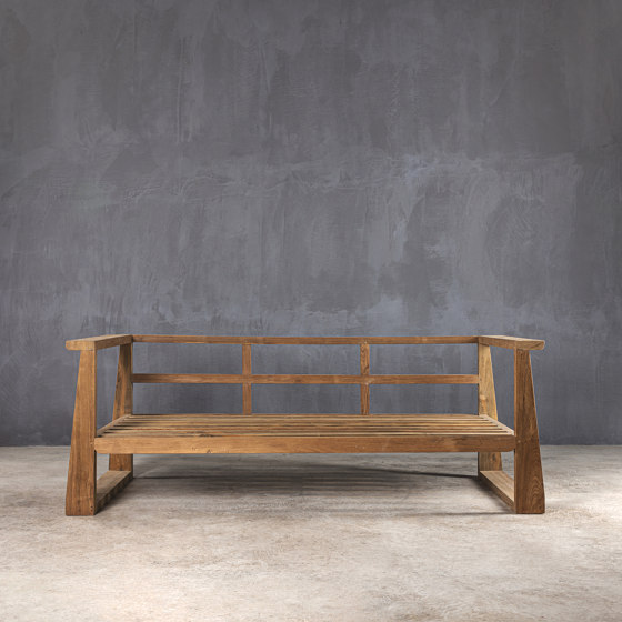 Slow Reclaimed | Geta 180 Sofa | Canapés | Set Collection