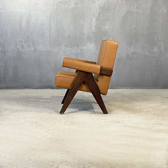 Slow Reclaimed | The Chandi Leather Lounge Armchair | Armchairs | Set Collection