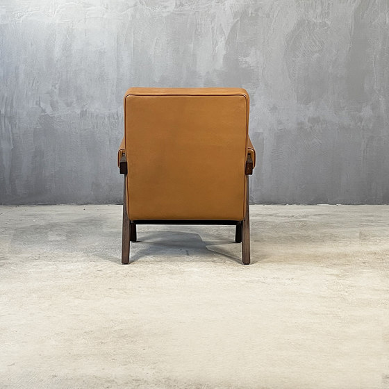 Slow Reclaimed | The Chandi Leather Lounge Armchair | Armchairs | Set Collection