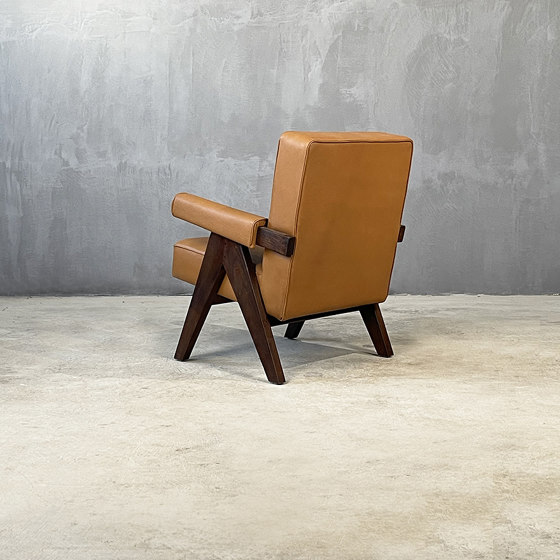 Slow Reclaimed | The Chandi Leather Lounge Armchair | Armchairs | Set Collection