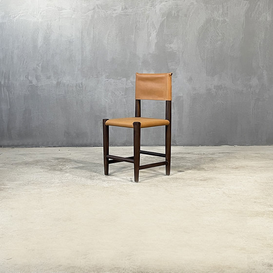 Slow Reclaimed | The Chandi Chair Leather Teak | Chairs | Set Collection