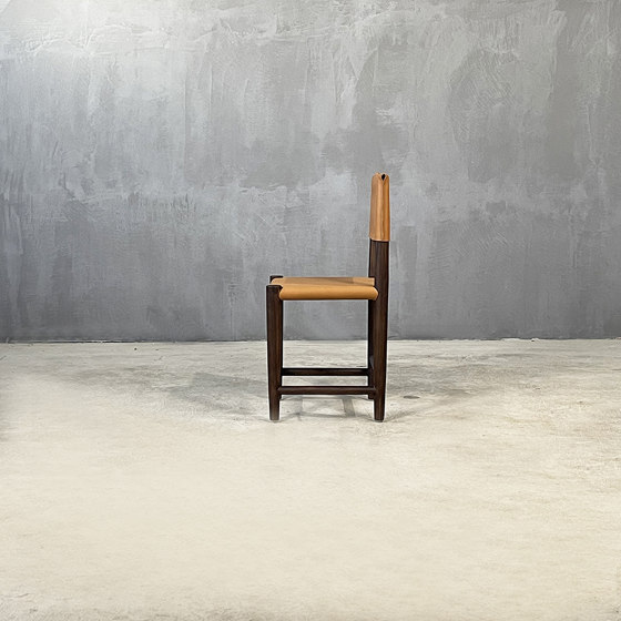 Slow Reclaimed | The Chandi Chair Leather Teak | Sillas | Set Collection