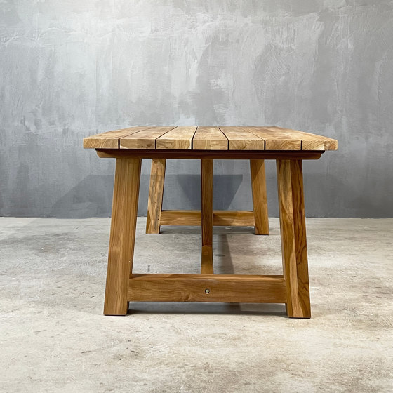 Slow | Lincoln Table Brushed Teak Grade B' 220 | Tables de repas | Set Collection