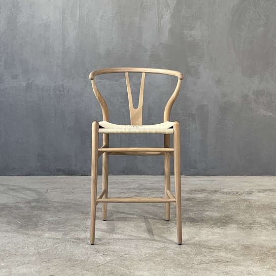 Classics | The Layla Counterstool Oak | Barhocker | Set Collection