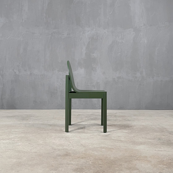 Classics | The Zucchini Dining Chair | Sillas | Set Collection