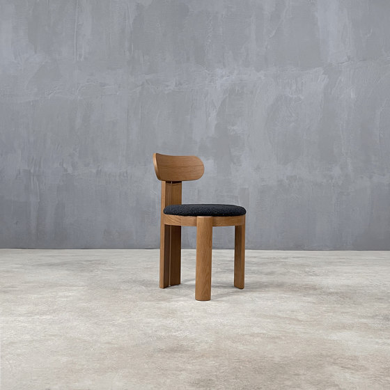 Classics | The Humanoid II Dining Chair | Sillas | Set Collection