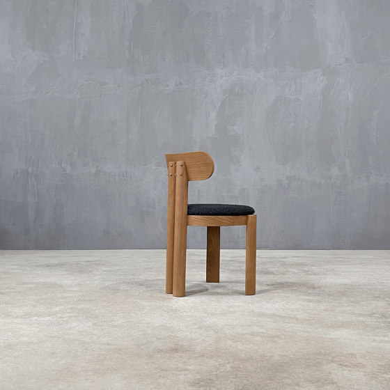 Classics | The Humanoid II Dining Chair | Chairs | Set Collection