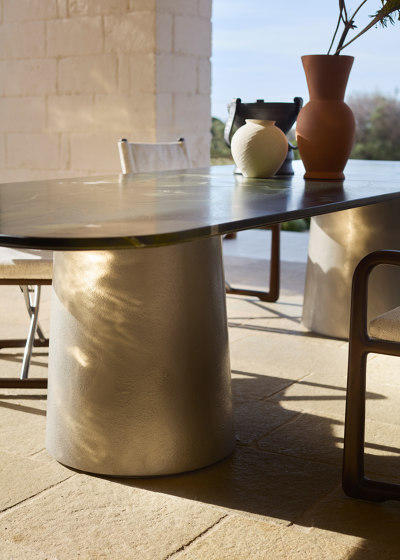 Etna Table | Mesas comedor | Exteta