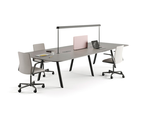 Slide bench | Contract tables | RENZ