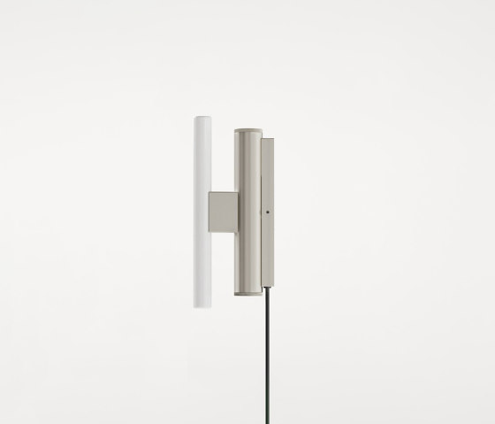 Eiffel wall lamp | 300 | Single | Stainless Steel | Lámparas de pared | Frama