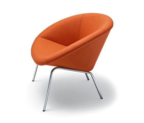 369 Armchair | Fauteuils | Walter K.