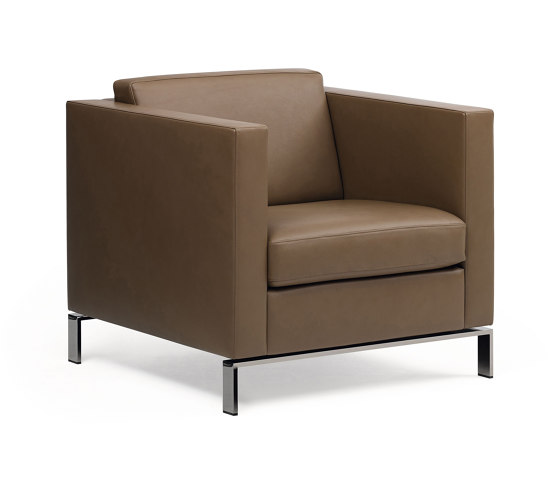 Foster 500 Armchair | Fauteuils | Walter K.