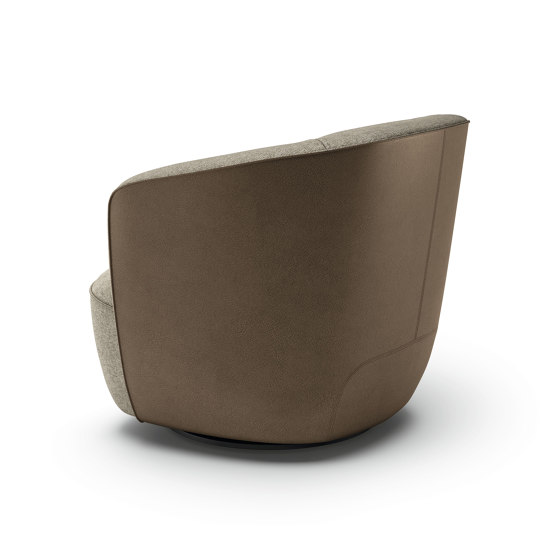 Ishino Armchair | Poltrone | Walter K.