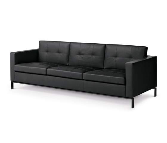 Modern Icons: Foster 502 Sofa | Sofas | Walter K.