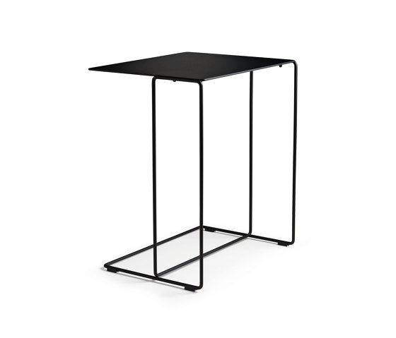 Oki Side Table | Side tables | Walter K.