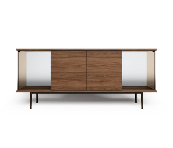 The Farns Sideboard Middle | Credenze | Walter K.