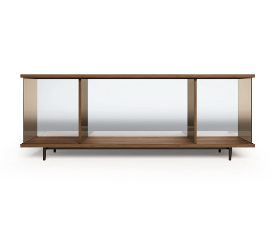 The Farns Sideboard Middle | Sideboards | Walter K.