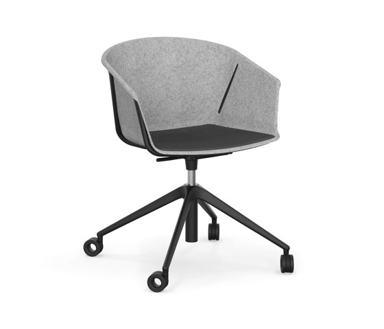 Omega VI | Chairs | Casala