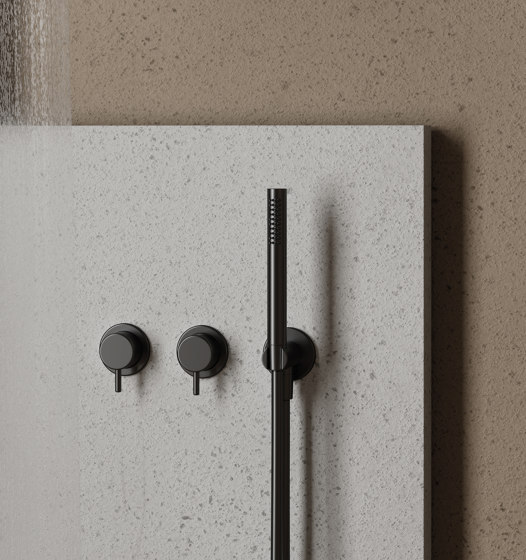 Made - wall-mounted washbasin mixer | Robinetterie pour lavabo | NIC Design