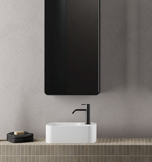 Stilo - cabinet mirror | Espejos de baño | NIC Design