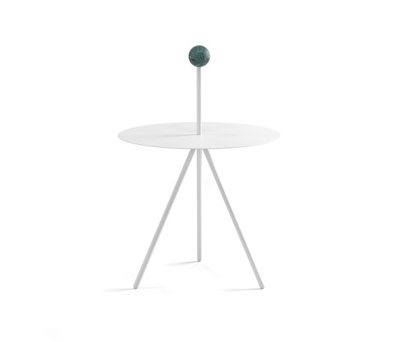 Trino Outdoor green marble sphere model | Tavolini alti | viccarbe