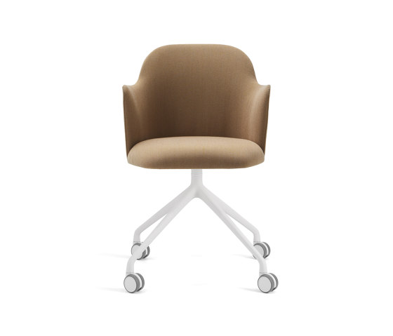 Aleta chair - pyramid swivel base with casters & armrest | Chairs | viccarbe