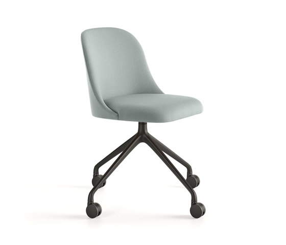 Aleta chair - pyramid swivel base with casters | Chaises | viccarbe