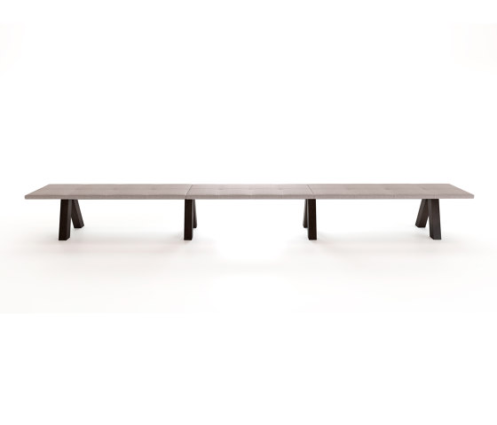 Trestle bench - double & smooth upholstery | Benches | viccarbe