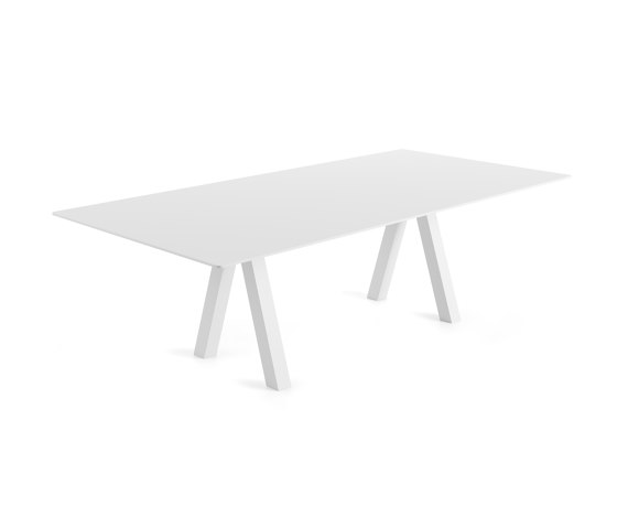 Trestle Outdoor table 240x120 | Tables de repas | viccarbe