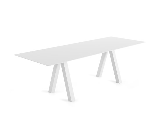 Trestle table 240x90 | Esstische | viccarbe