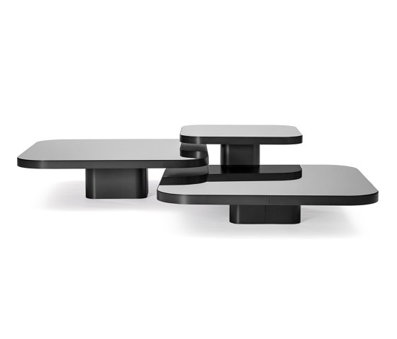 Bow Coffee Table No. 1 | Coffee tables | ClassiCon