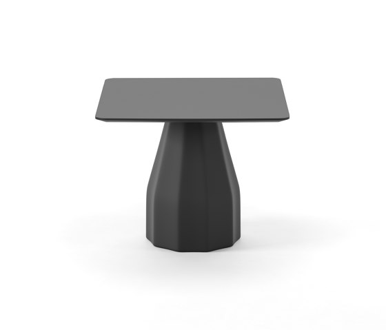 Burin 90x90 H74 | Dining tables | viccarbe