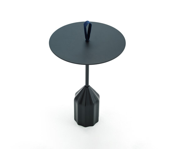 Burin Mini with handle | Tables d'appoint | viccarbe