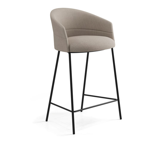 Copa stool - fixed base counter height smooth upholstery | Barhocker | viccarbe